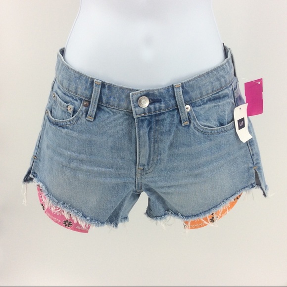 GAP Pants - GAP original best girlfriend short